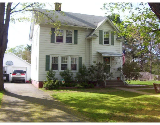 Photo of 71 Loomis Ave