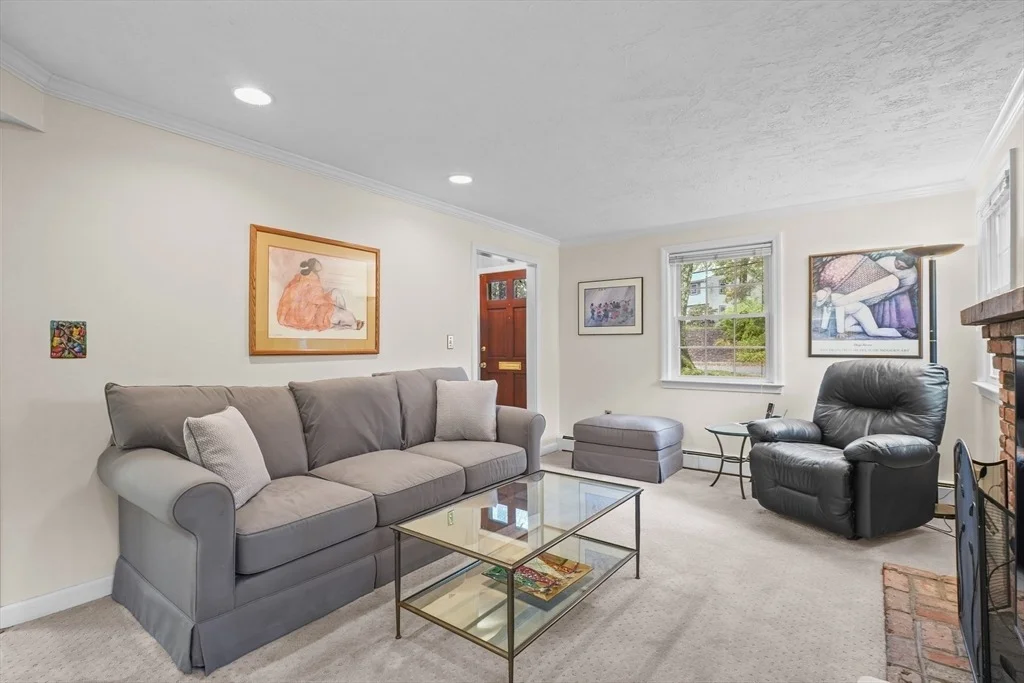 Photo of 16 Montgomery Drive