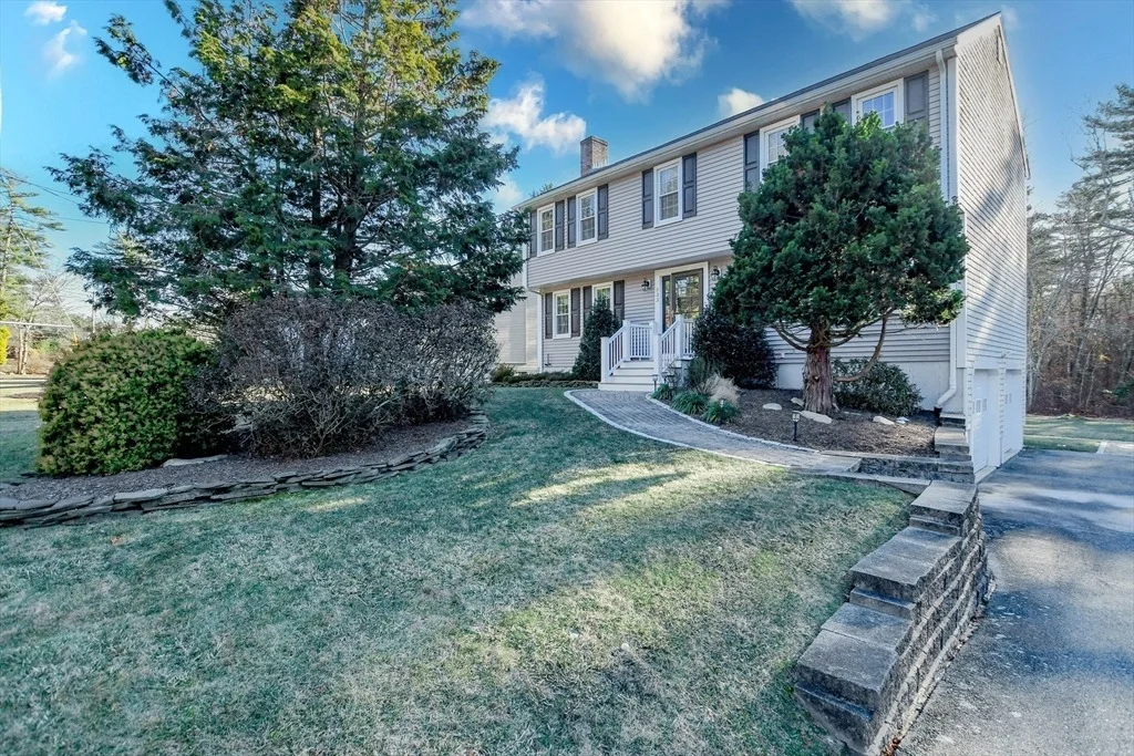 Photo of 533 Delano Rd