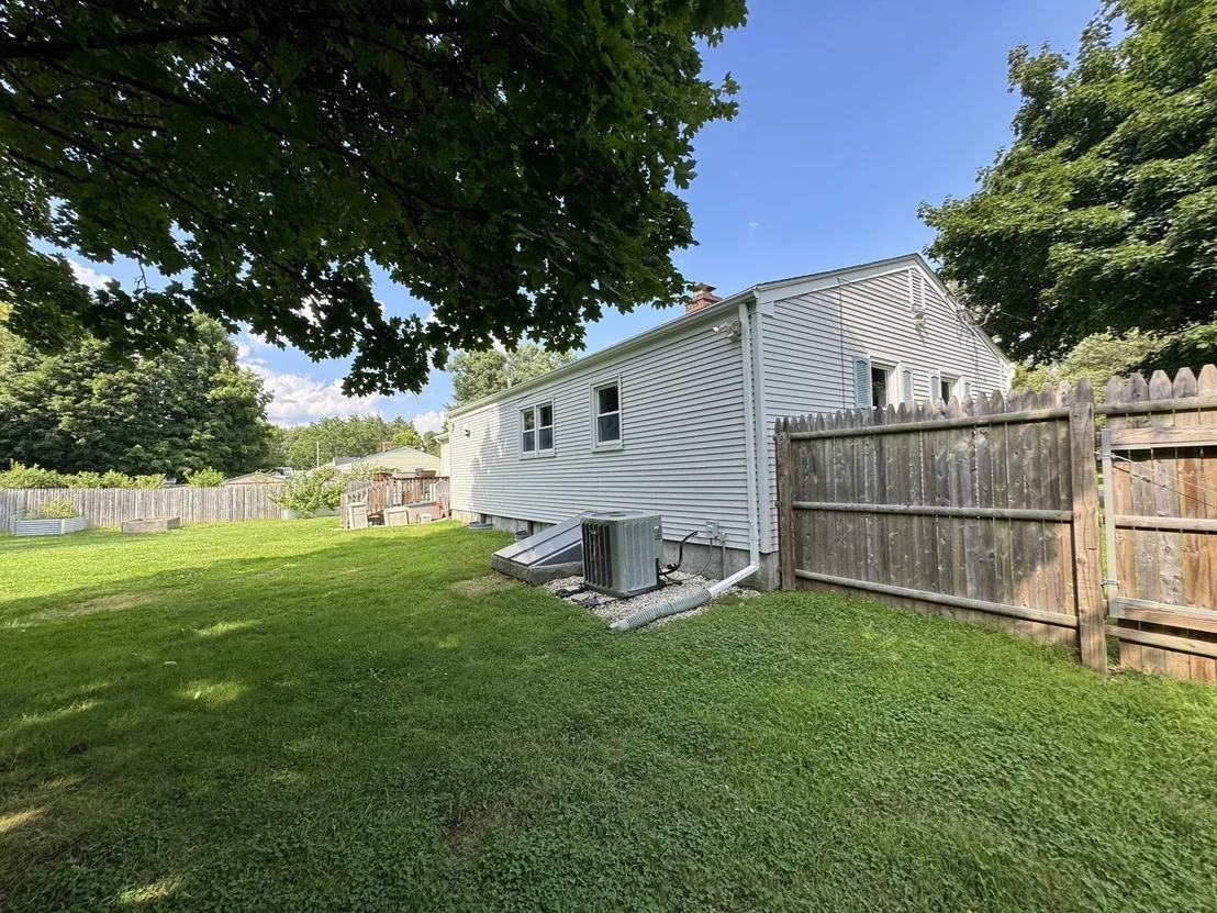 Photo of 18 Cedar Oak Lane