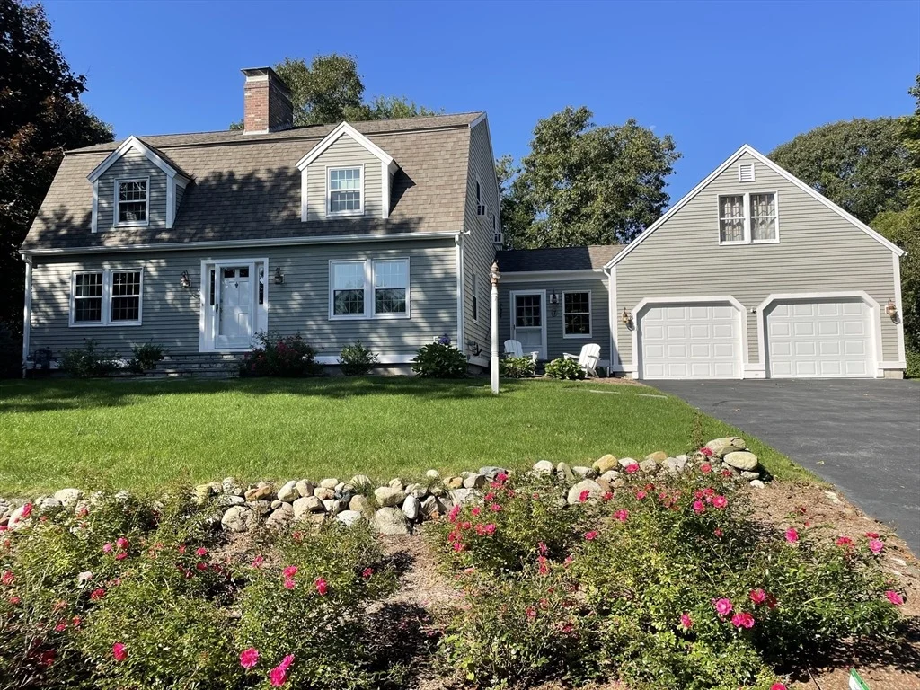 Photo of 17 Cedar Point Cir