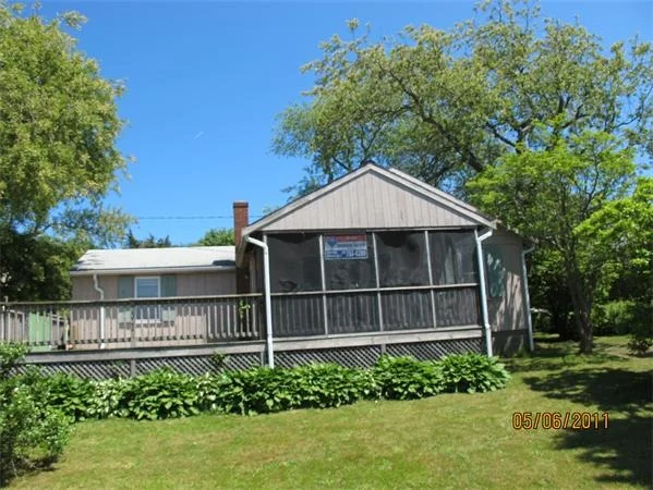 Photo of 158 Meadowview St