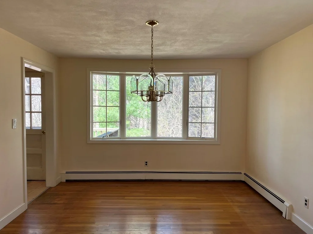 Photo of 8 Wachusett Drive