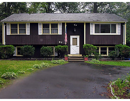 Photo of 37 Wilmarth Rd