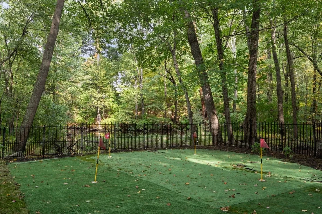 Photo of 20 Fern Brook Cir