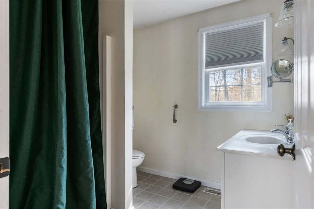 Photo of 534 Hooksett