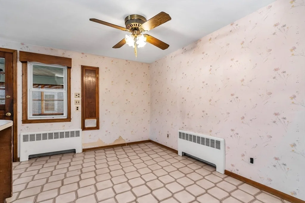 Photo of 31 Webster Ave