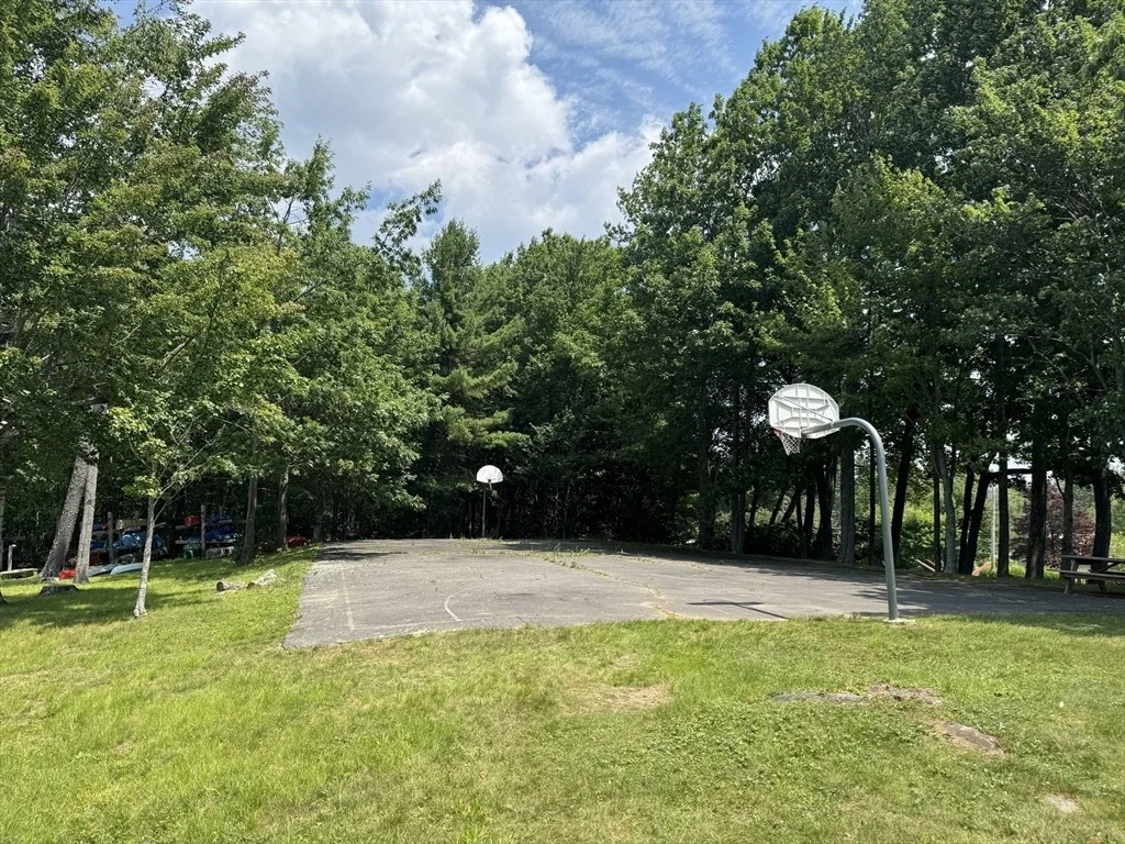Photo of 32 Navaho Ln