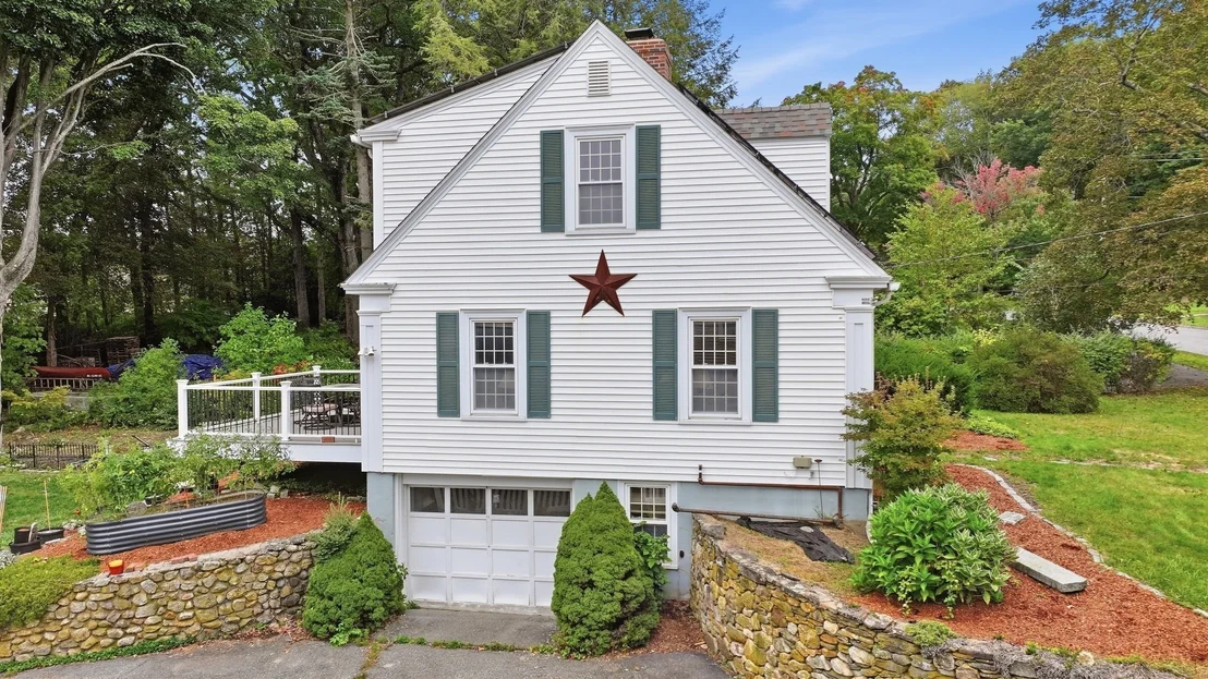Photo of 153 Lawrence St