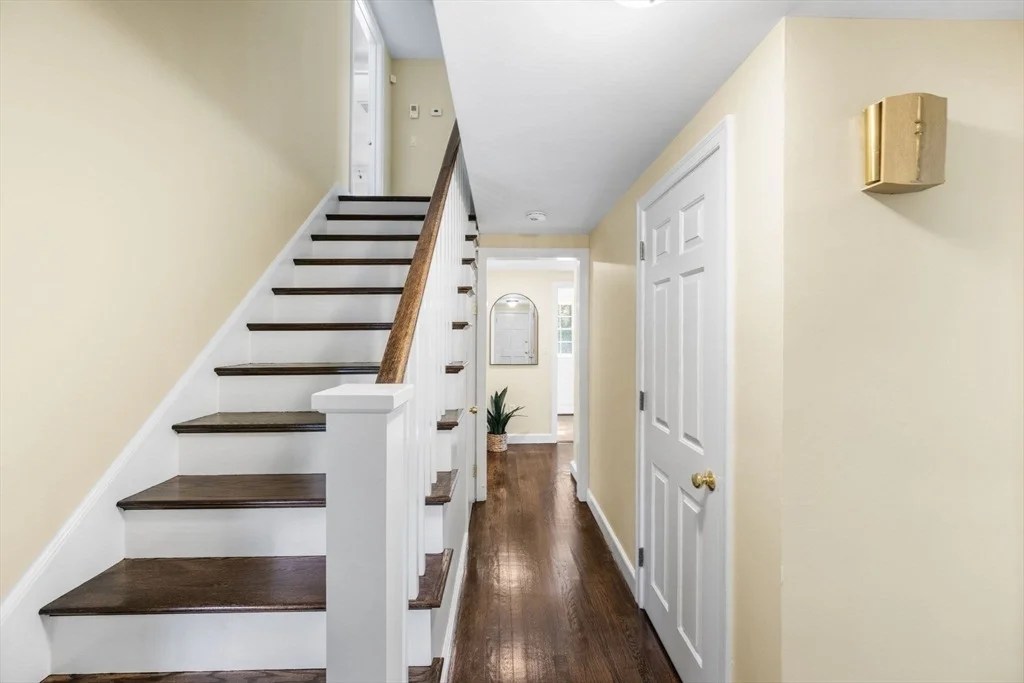Photo of 30 Meadow Dr