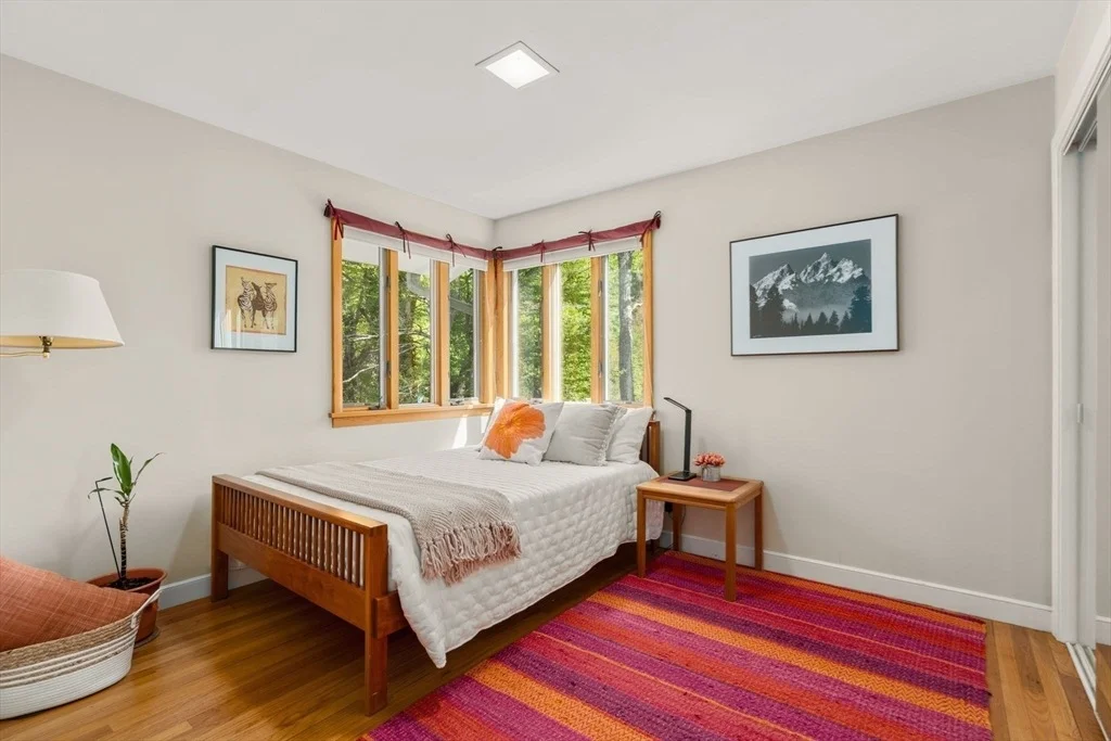 Photo of 24 Red Barn Rd