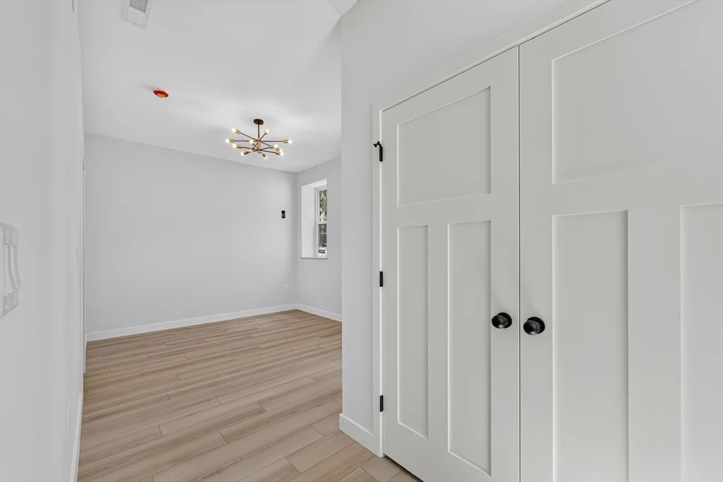 Photo of 23 Lantern Ln