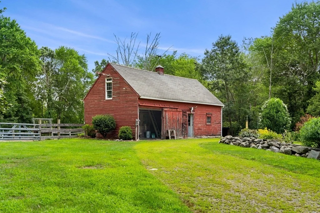 Photo of 31 Davidson Rd