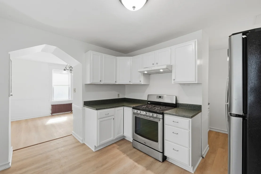 Photo of 165 Fairmont Ave