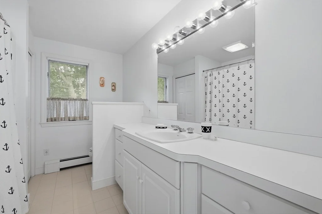 Photo of 34 Shirley Point Rd