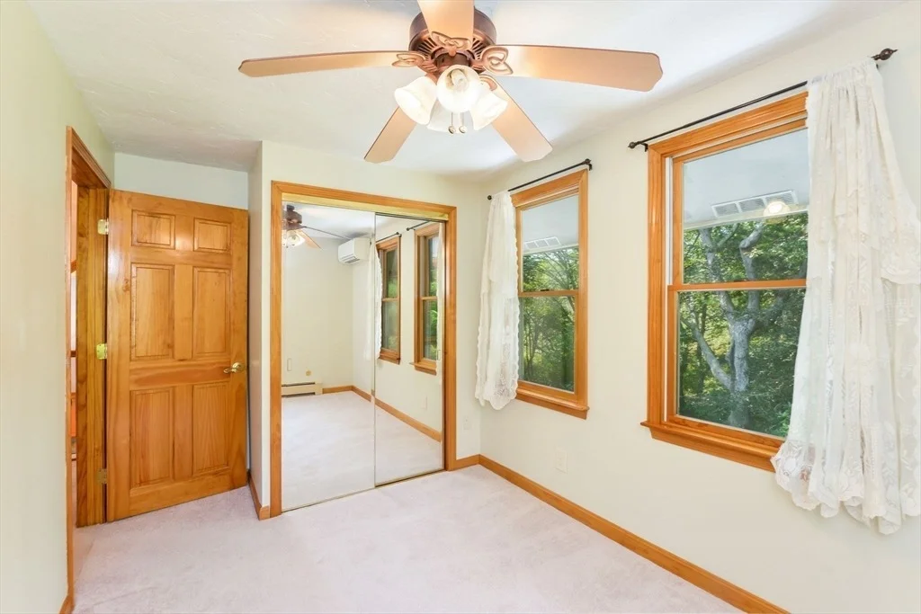 Photo of 41 Halyard Ln