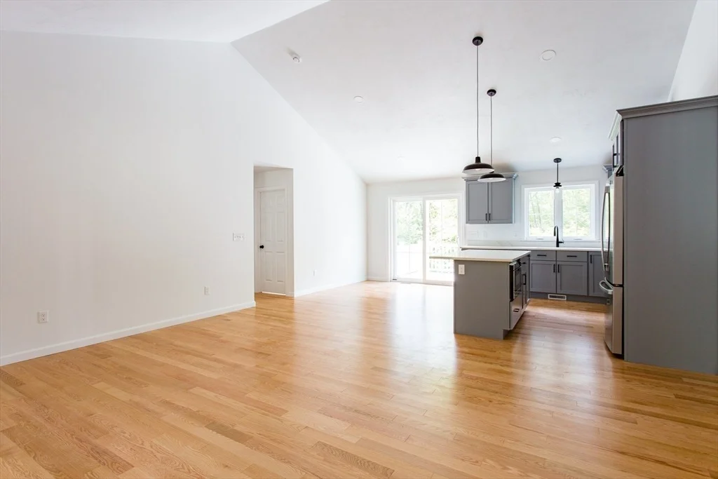Photo of 455 Cronin Rd