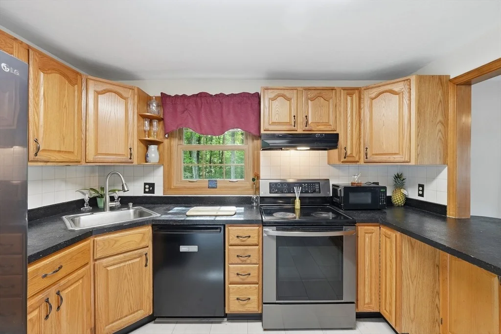 Photo of 28 Camile Rd
