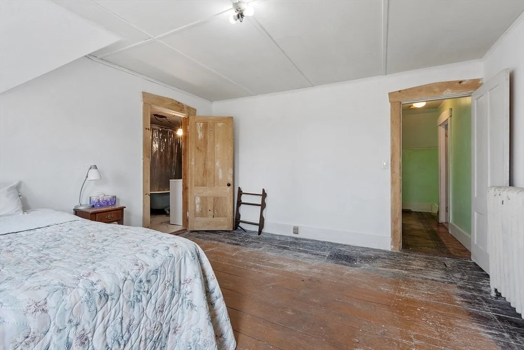 Photo of 141 Mechanic St