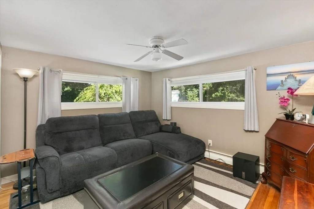 Photo of 38 Brimbal Ave