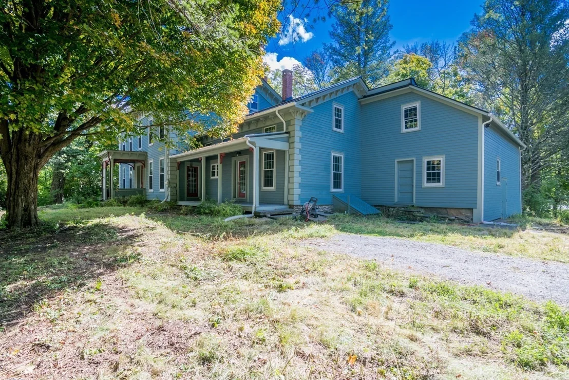 Photo of 409 Main Rd