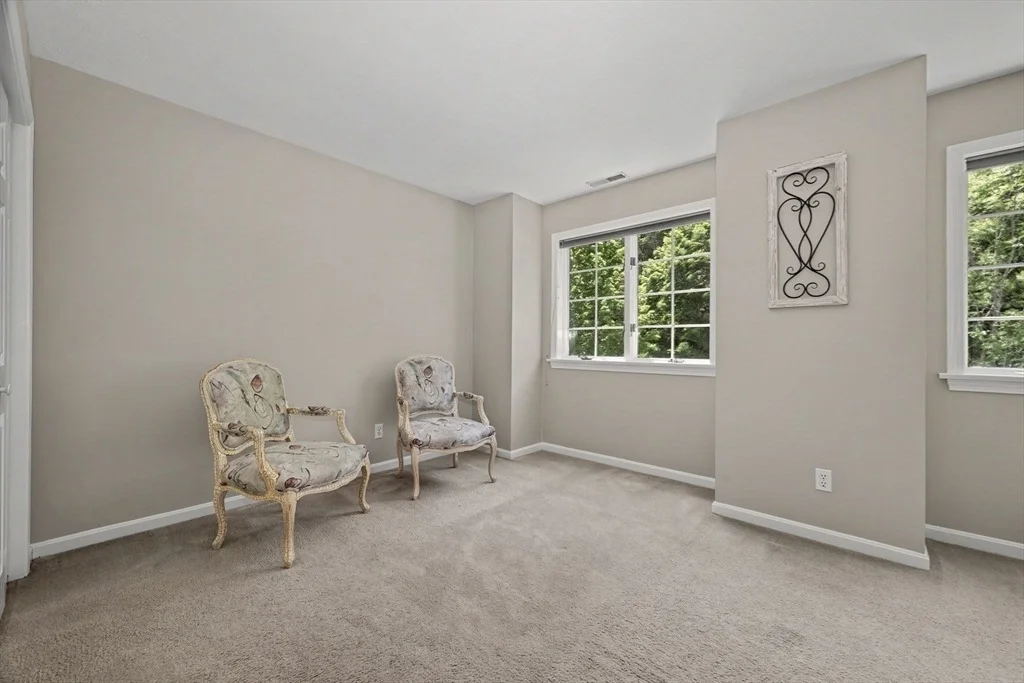 Photo of 78 Hammersmith Dr