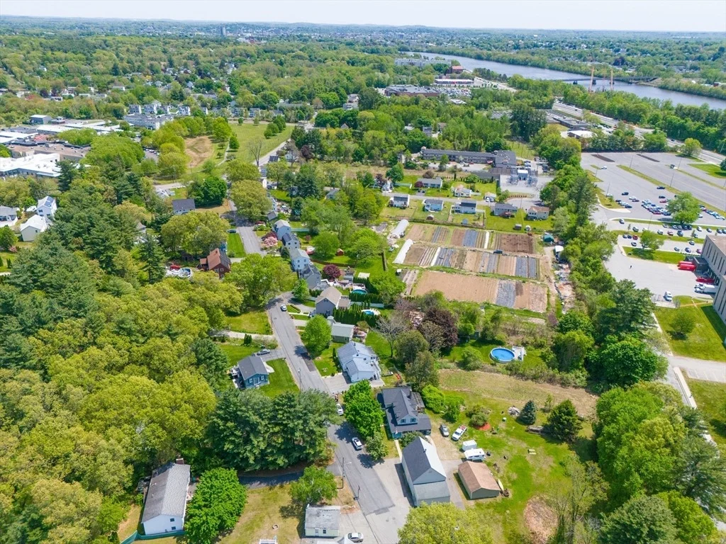 Photo of 84 Fowler Rd