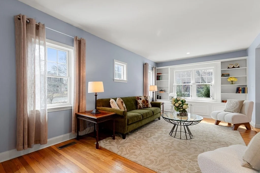 Photo of 56 Grapevine Ave