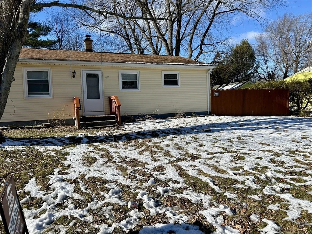 Photo of 42 Talmadge Dr