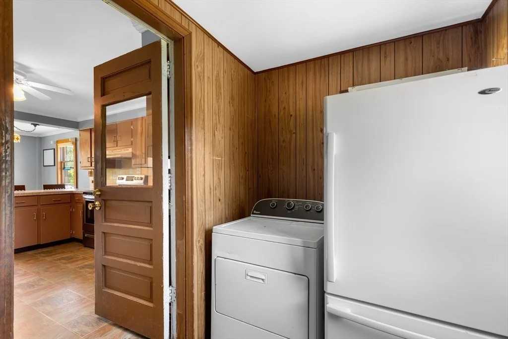 Photo of 189 Blackmore Pond Rd