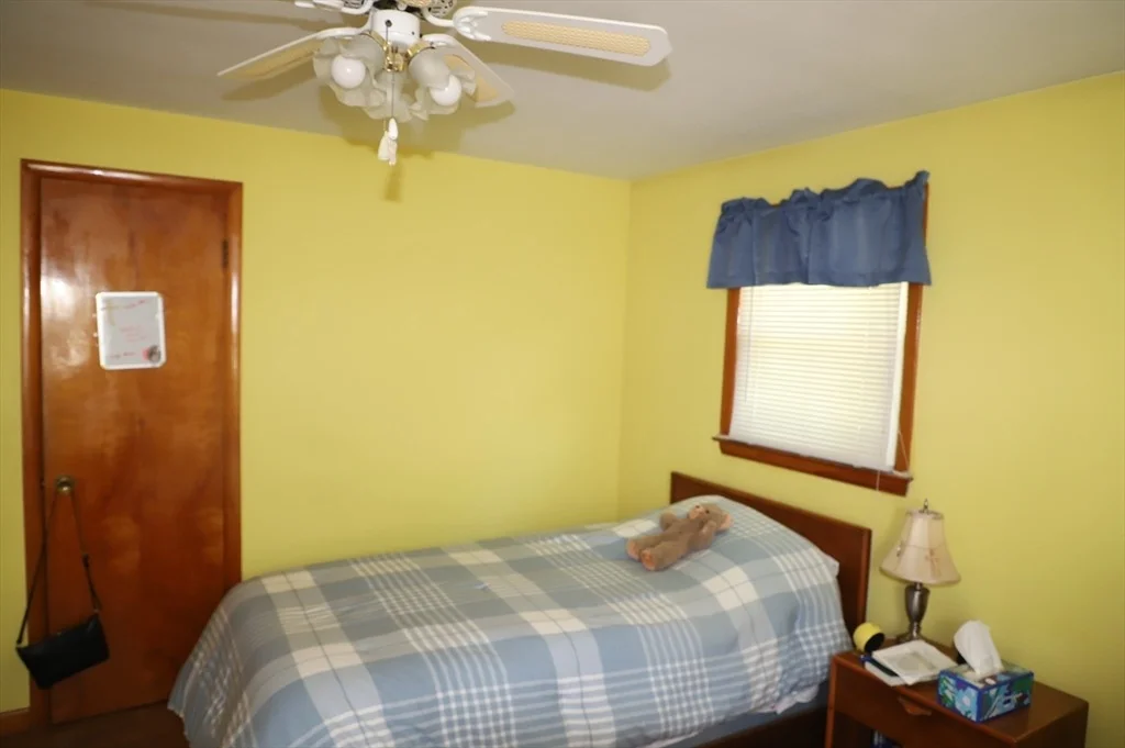 Photo of 25 Peer St.