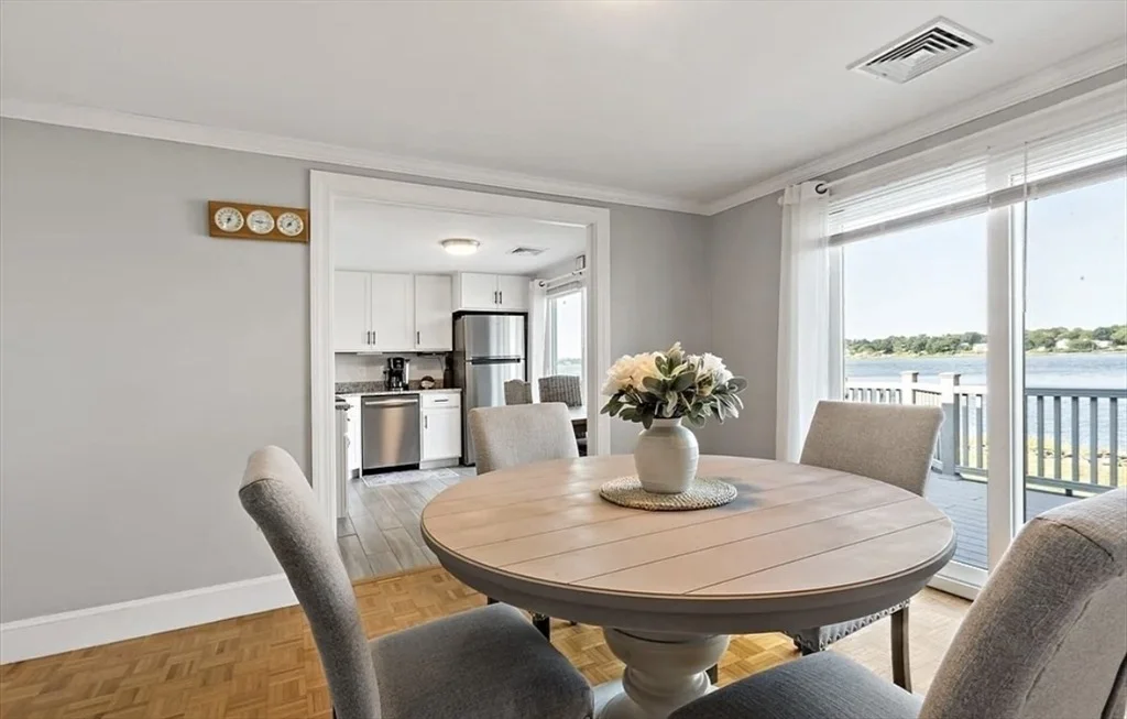 Photo of 22 Riverside Drive