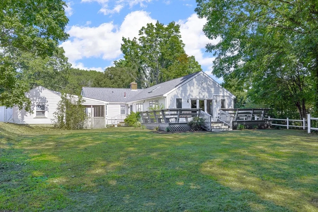 Photo of 48 Taylor