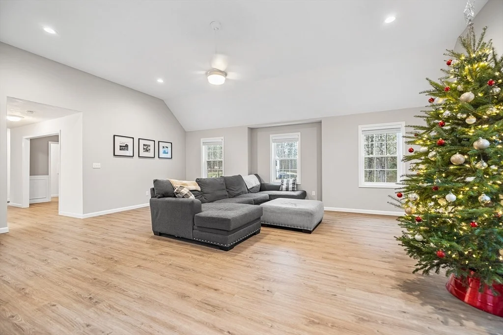 Photo of 48 Walnut St