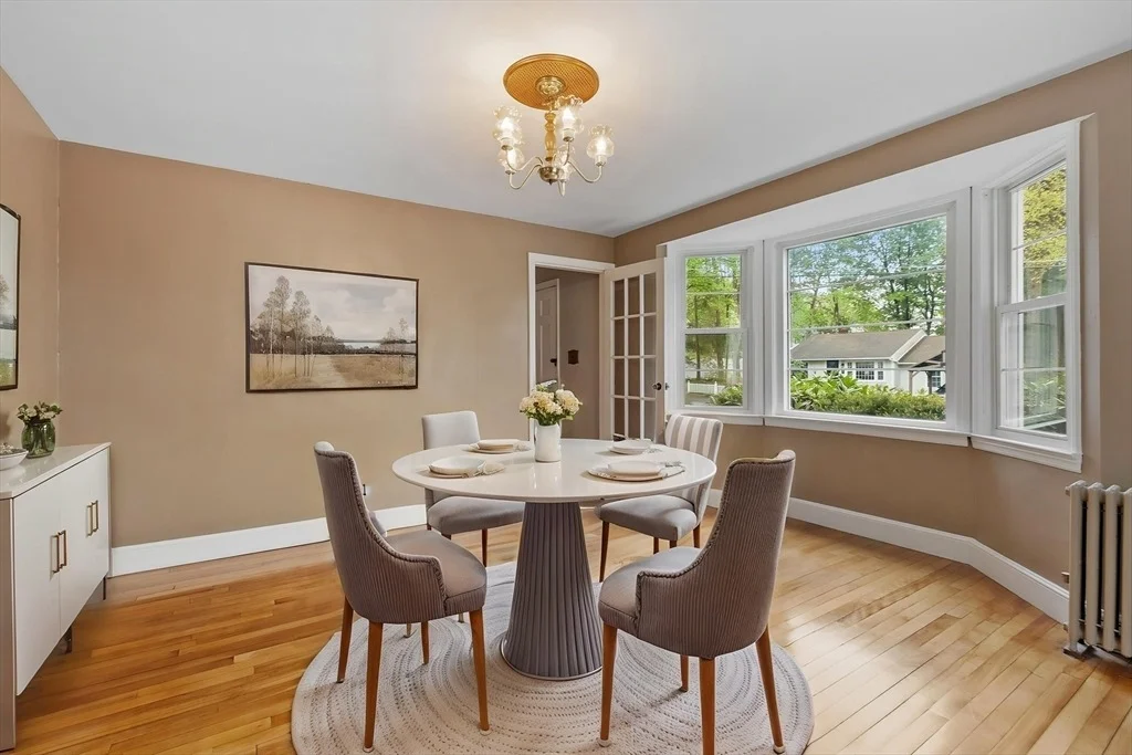 Photo of 12 Becky Ave