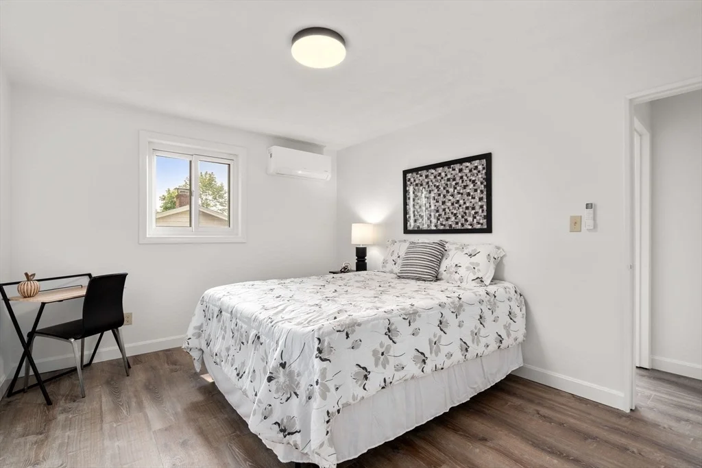 Photo of 6 Ruth Dr