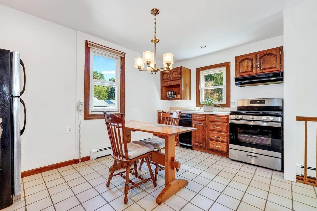 Photo of 83 Beacon Street