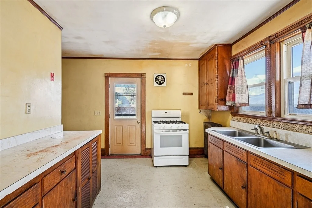 Photo of 16-A Willard Street