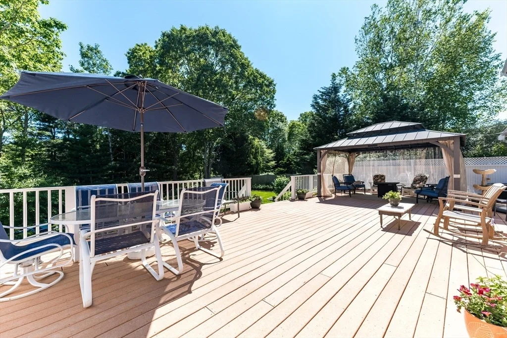 Photo of 11 Polaris Dr