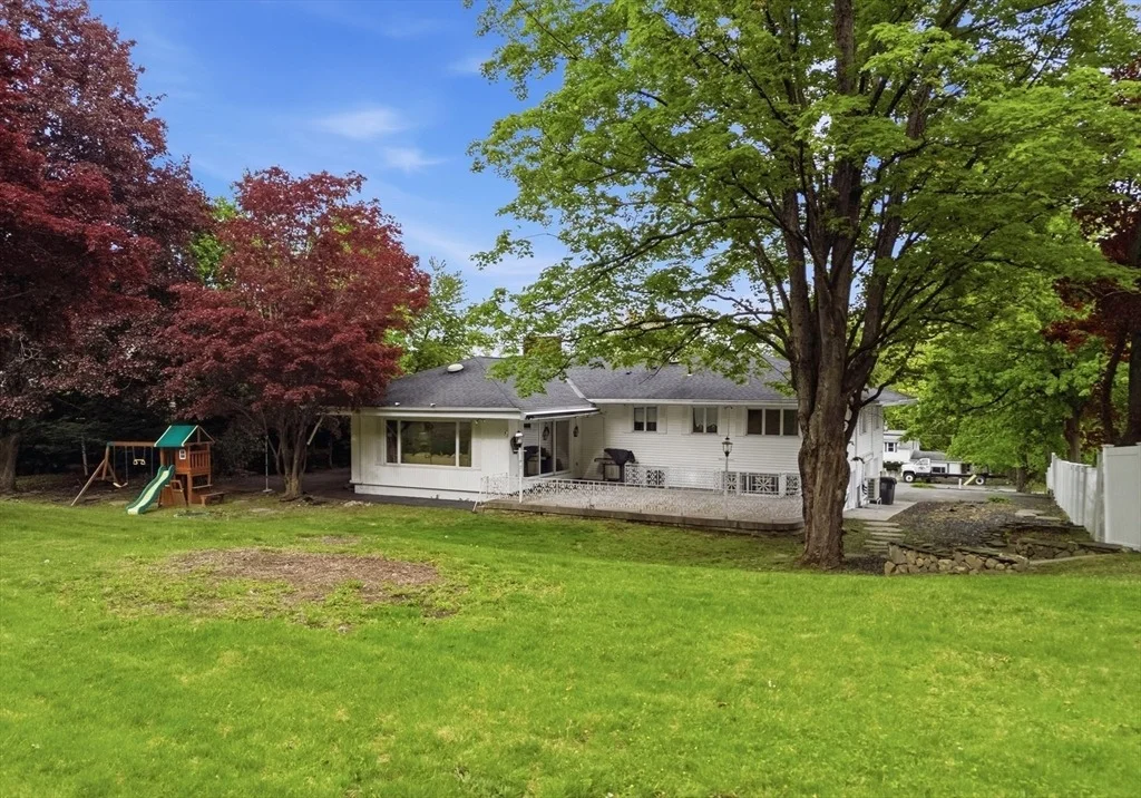 Photo of 1310 Mammoth Rd