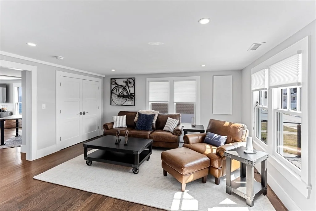 Photo of 65 Surfside Rd