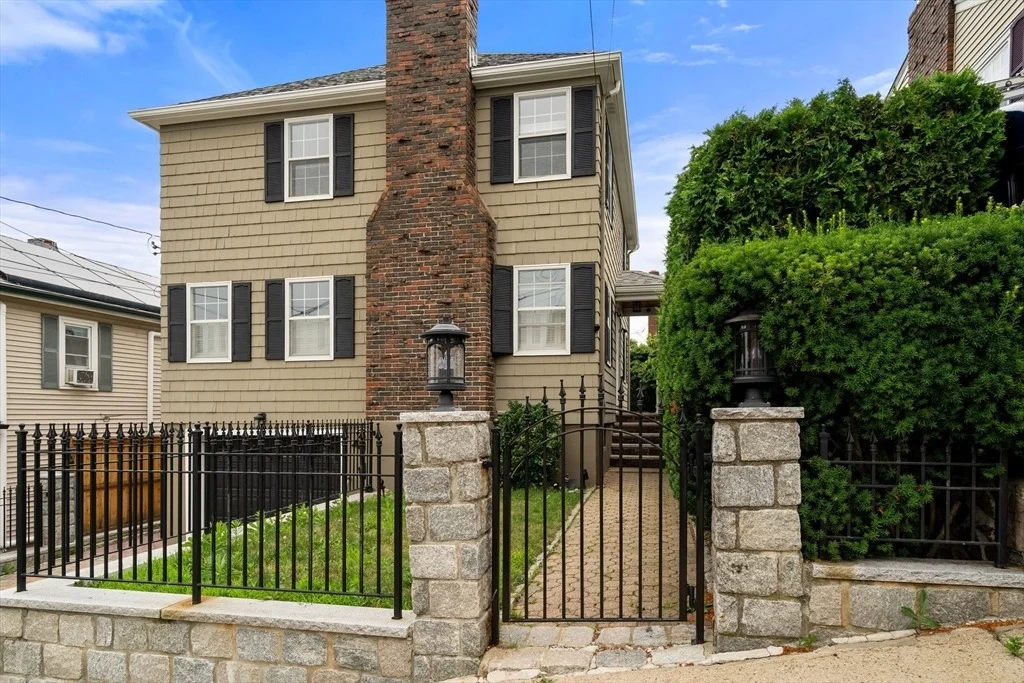 Photo of 30 Rosedale Ave