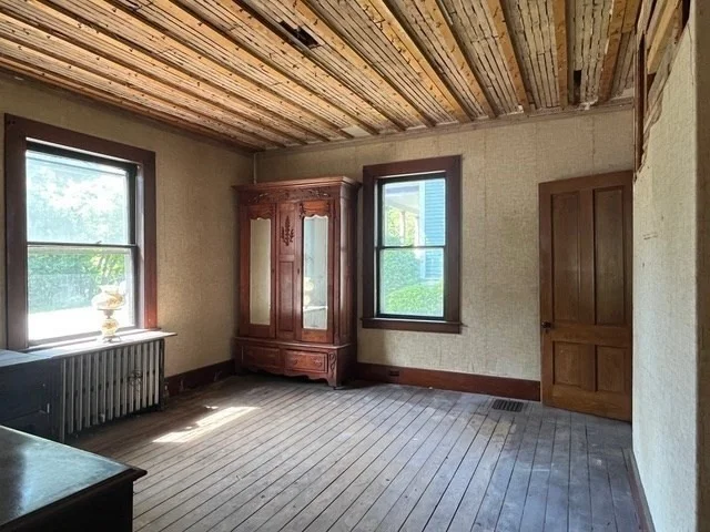 Photo of 107 Riverside Drive