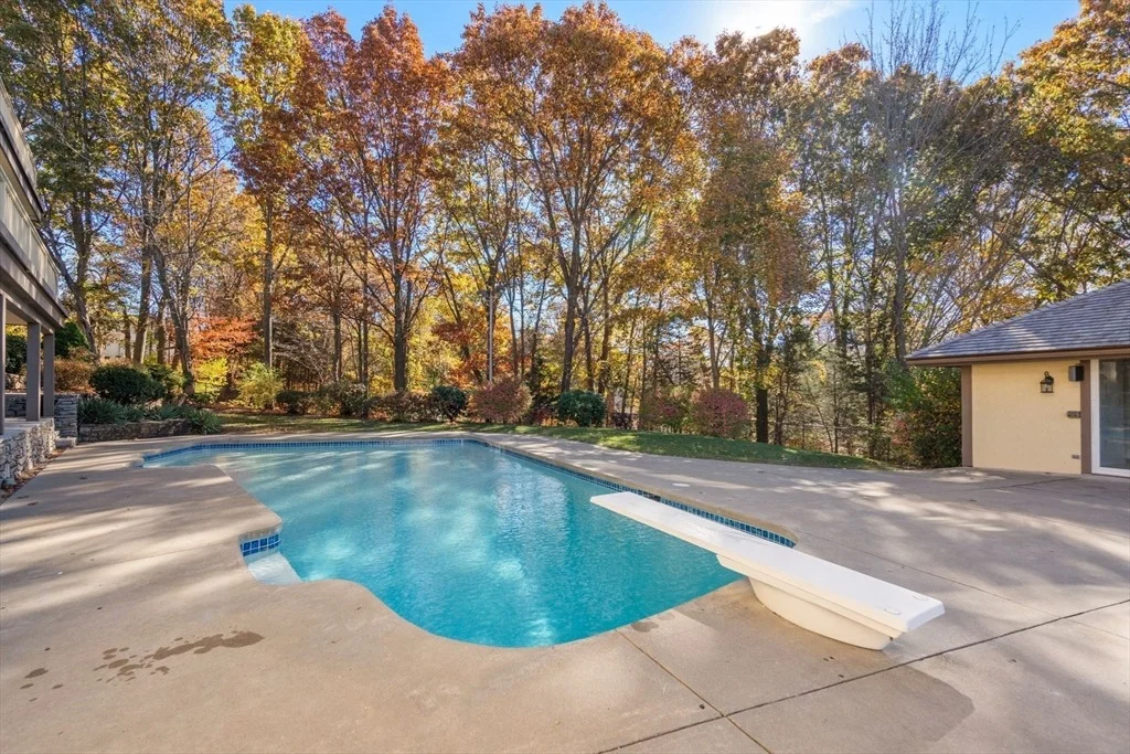 Photo of 12 Jefferson Rd