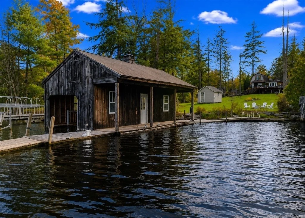 Photo of 347 Pine Rd