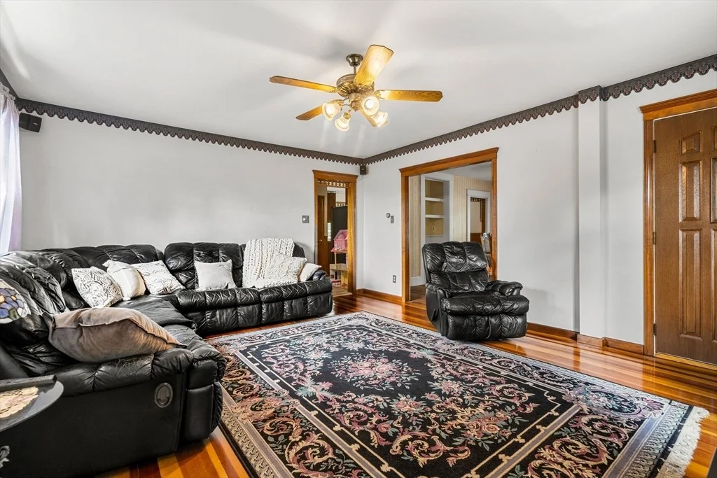 Photo of 14 Turner Ave