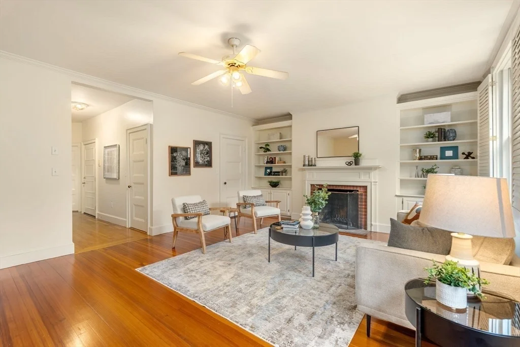 Photo of Unit 3 at 7 Regent Cir