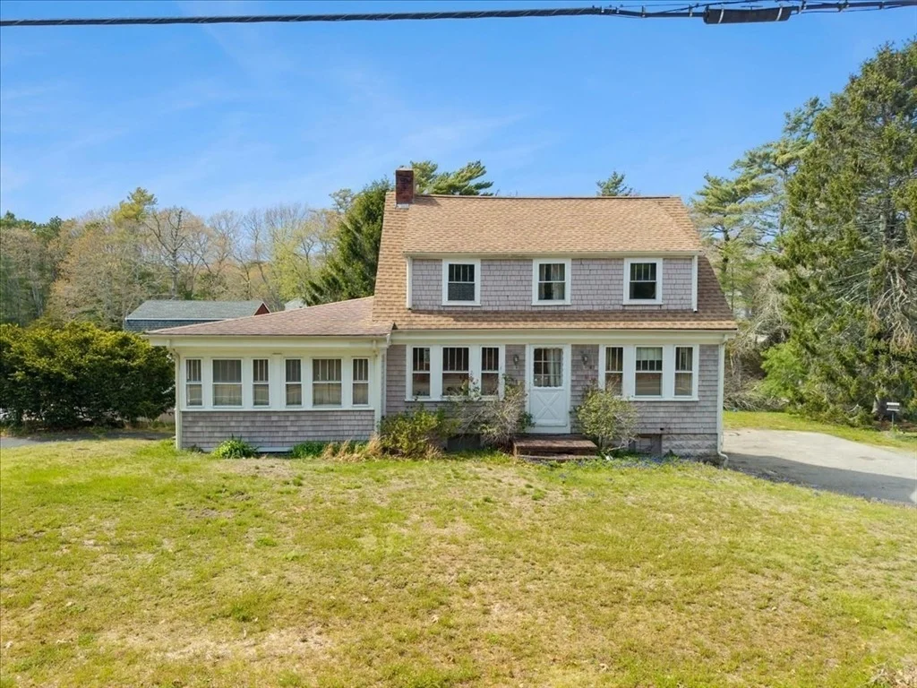 Photo of 57 Onset Ave