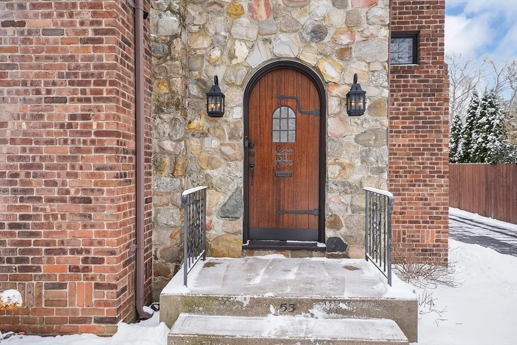 Photo of 53 Elwood Drive