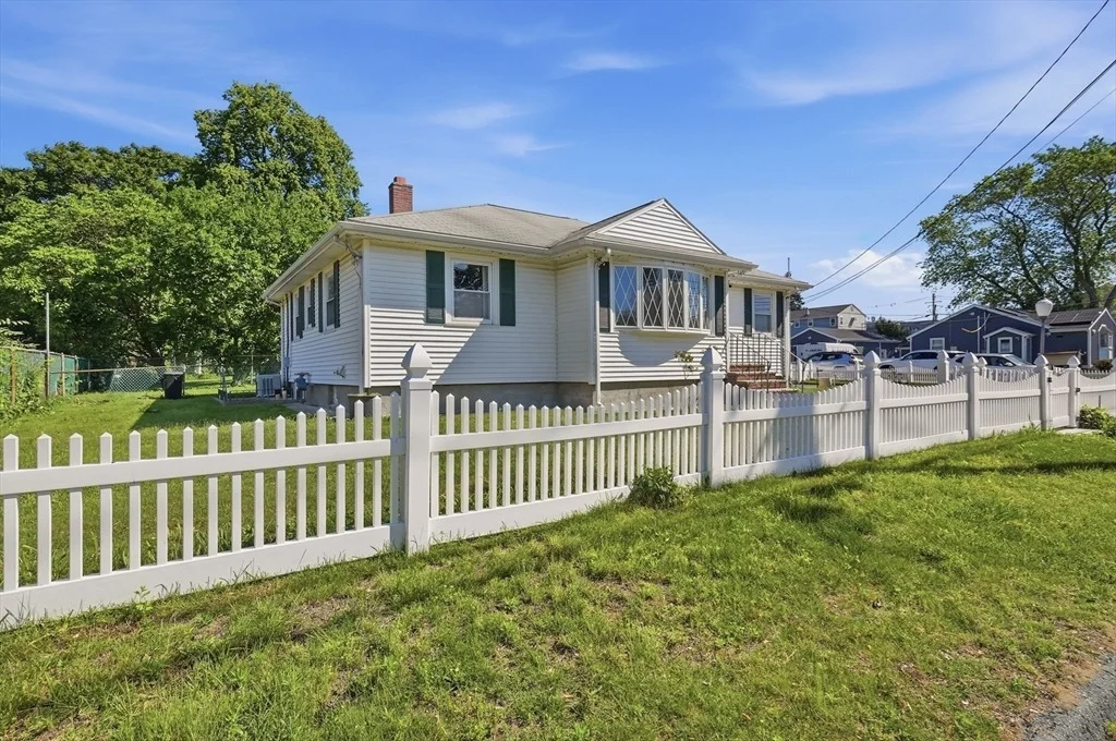 Photo of 7 Dewey Avenue